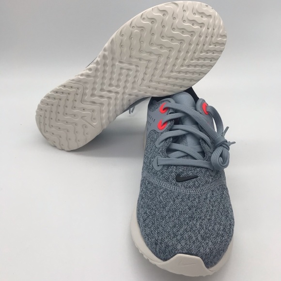 Boys Nike Legend React Blue Athletic Running Shoes - Picture 7 of 10
